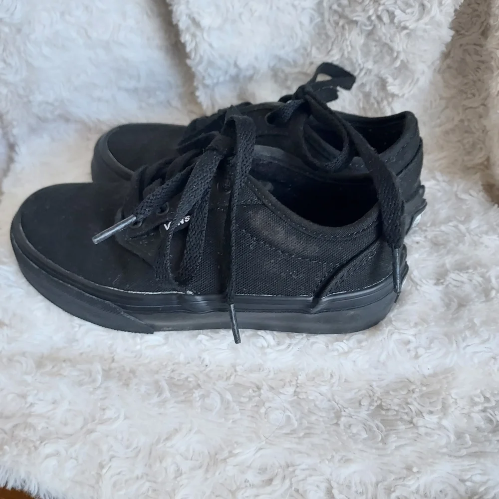 Vans Kids Atwood All-Black Lace-Up Sneakers Toddler 12 Classic Skateboard Surfer